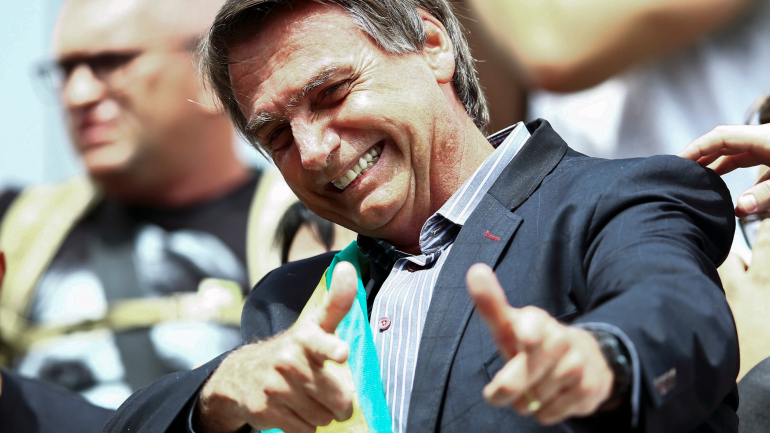 Bolsonaro diz que Congresso quer transformá lo em uma rainha da Inglaterra Portal o Mundo